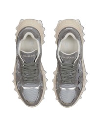 graue Wildleder niedrige Sneakers von Balmain