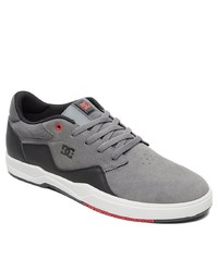 graue Wildleder niedrige Sneakers von DC Shoes