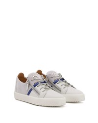 graue Wildleder niedrige Sneakers von Giuseppe Zanotti