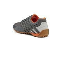 graue Wildleder niedrige Sneakers von Geox
