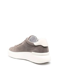 graue Wildleder niedrige Sneakers von Hogan