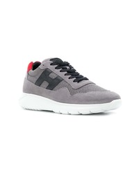 graue Wildleder niedrige Sneakers von Hogan