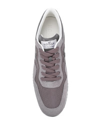 graue Wildleder niedrige Sneakers von Hogan