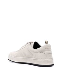 graue Wildleder niedrige Sneakers von Officine Creative