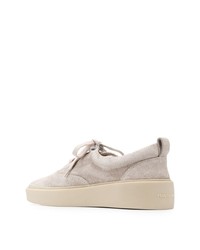 graue Wildleder niedrige Sneakers von Fear Of God