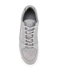 graue Wildleder niedrige Sneakers von Etq.