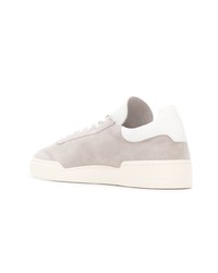 graue Wildleder niedrige Sneakers von Ghoud