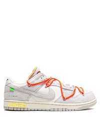 graue Wildleder niedrige Sneakers von Nike