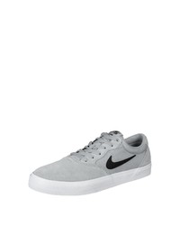 graue Wildleder niedrige Sneakers von Nike Sportswear