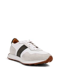 graue Wildleder niedrige Sneakers von Magnanni