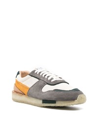 graue Wildleder niedrige Sneakers von Clarks Originals