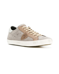 graue Wildleder niedrige Sneakers von Philippe Model