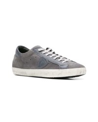 graue Wildleder niedrige Sneakers von Philippe Model