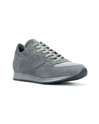 graue Wildleder niedrige Sneakers von Philippe Model