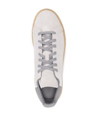 graue Wildleder niedrige Sneakers von adidas