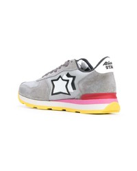 graue Wildleder niedrige Sneakers von atlantic stars