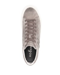 graue Wildleder niedrige Sneakers von Hogan