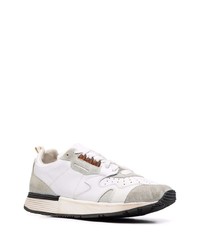 graue Wildleder niedrige Sneakers von Moma