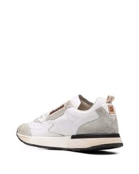 graue Wildleder niedrige Sneakers von Moma