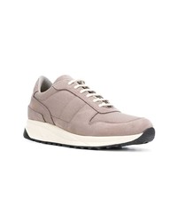 graue Wildleder niedrige Sneakers von Common Projects