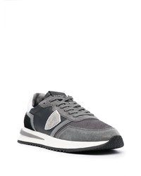 graue Wildleder niedrige Sneakers von Philippe Model Paris