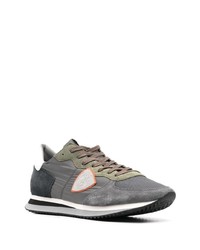 graue Wildleder niedrige Sneakers von Philippe Model Paris