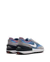 graue Wildleder niedrige Sneakers von Nike