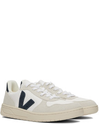 graue Wildleder niedrige Sneakers von Veja