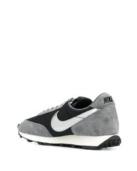 graue Wildleder Sportschuhe von Nike