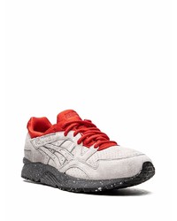 graue Wildleder Sportschuhe von Asics