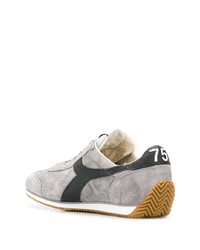 graue Wildleder Sportschuhe von Diadora