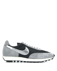 graue Wildleder Sportschuhe von Nike