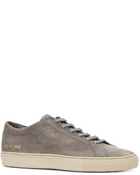 graue Wildleder Turnschuhe von Common Projects