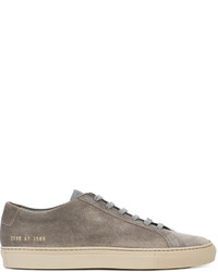 graue Wildleder Turnschuhe von Common Projects