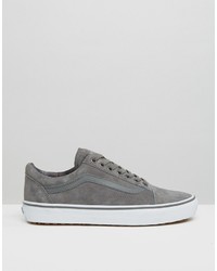 graue Wildleder Turnschuhe von Vans