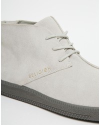 graue Wildleder Turnschuhe von Religion