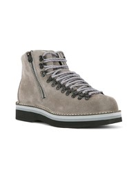 graue Wildlederarbeitsstiefel von White Mountaineering