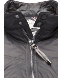 graue Windjacke von Bugatti