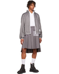 graue Windjacke von Thom Browne