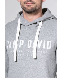 grauer bedruckter Pullover mit einem Kapuze von Camp David