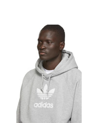 grauer bedruckter Pullover mit einem Kapuze von adidas Originals