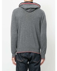 grauer bedruckter Pullover mit einem Kapuze von Moncler