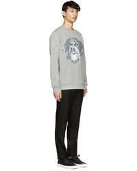 grauer bedruckter Pullover mit einem Rundhalsausschnitt von Givenchy
