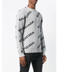 grauer bedruckter Pullover mit einem Rundhalsausschnitt von Balenciaga