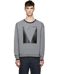 grauer bedruckter Pullover mit einem Rundhalsausschnitt von McQ