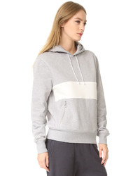 grauer bestickter Pullover mit einer Kapuze von Tim Coppens