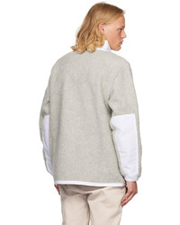 grauer Fleece-Pullover mit einem Reißverschluss am Kragen von Canada Goose