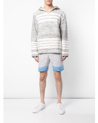 grauer horizontal gestreifter Pullover mit einem Kapuze von Lemlem