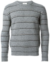 grauer horizontal gestreifter Pullover mit einem Rundhalsausschnitt