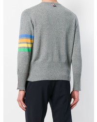 grauer horizontal gestreifter Pullover mit einem Rundhalsausschnitt von Thom Browne